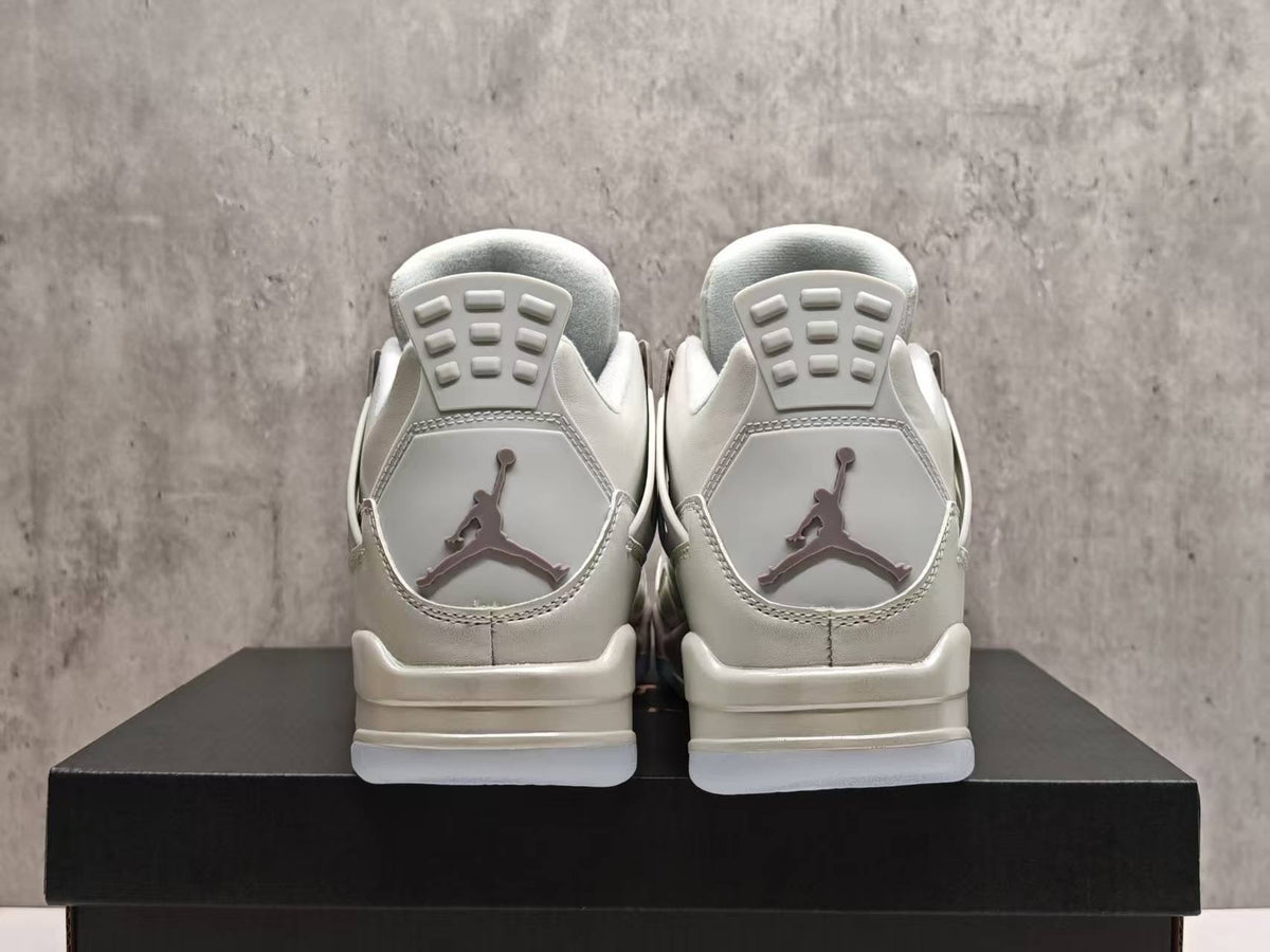 Air Jordan 4 Retro 'Frozen Moments'
